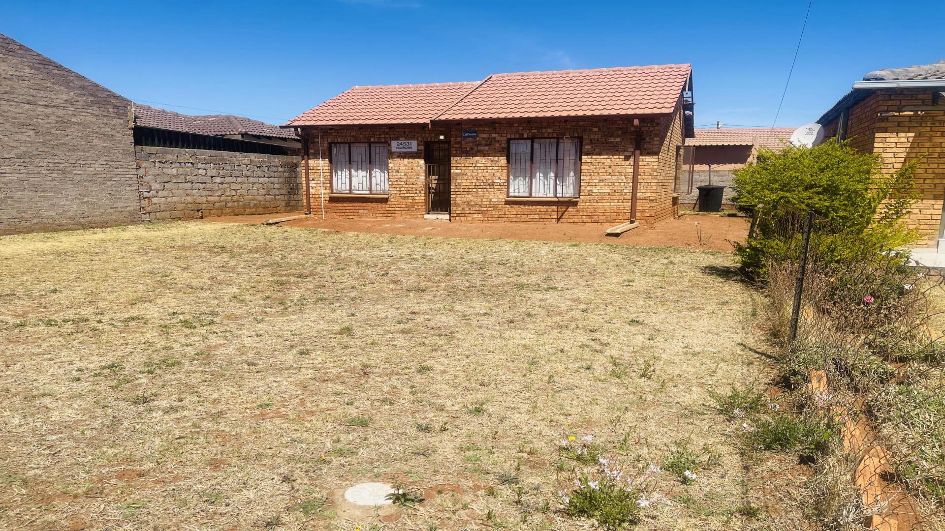 Backyard of property in Protea Glen