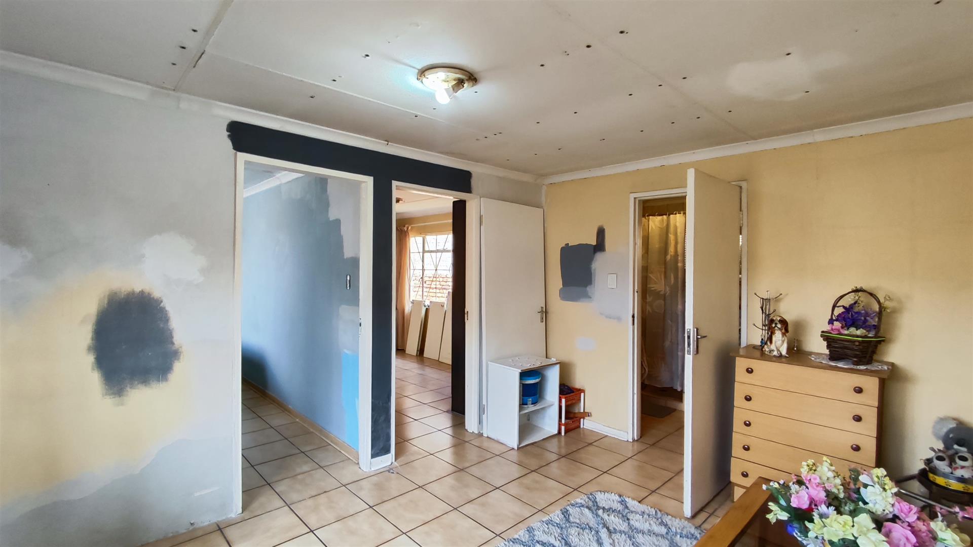 Dining Room - 26 square meters of property in Florentia