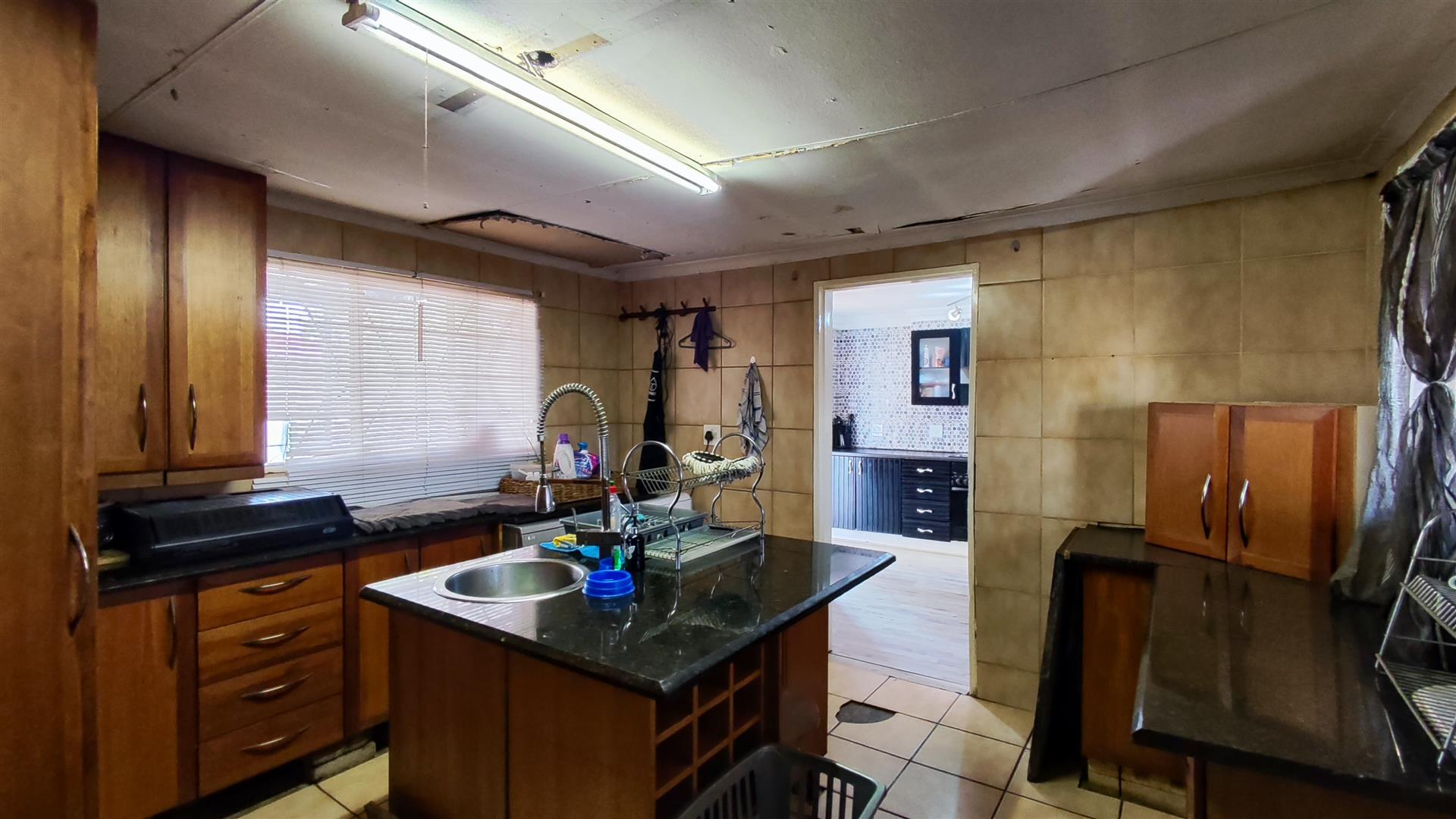 Kitchen - 46 square meters of property in Florentia
