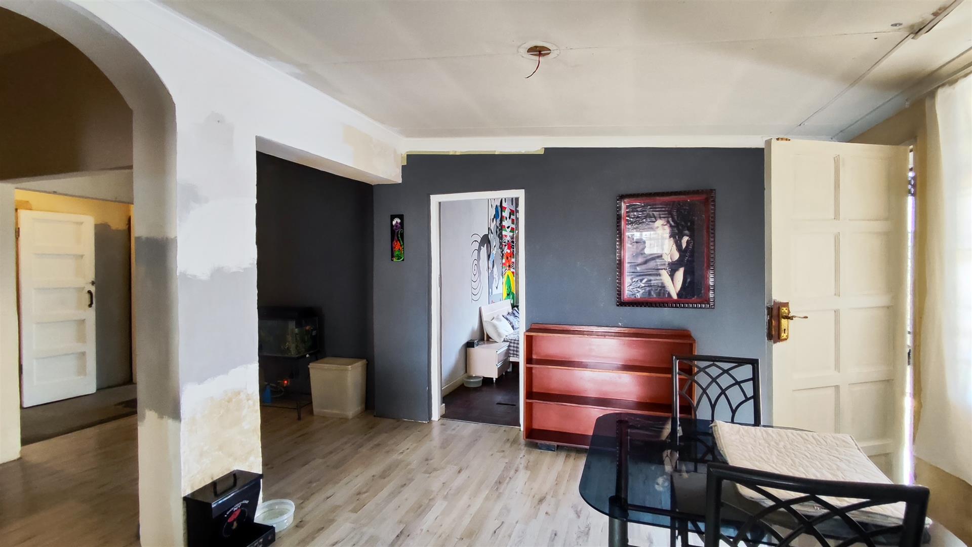 Dining Room - 26 square meters of property in Florentia