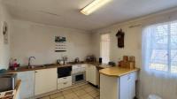 Kitchen - 46 square meters of property in Florentia