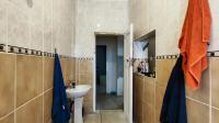 Bathroom 1 - 12 square meters of property in Florentia