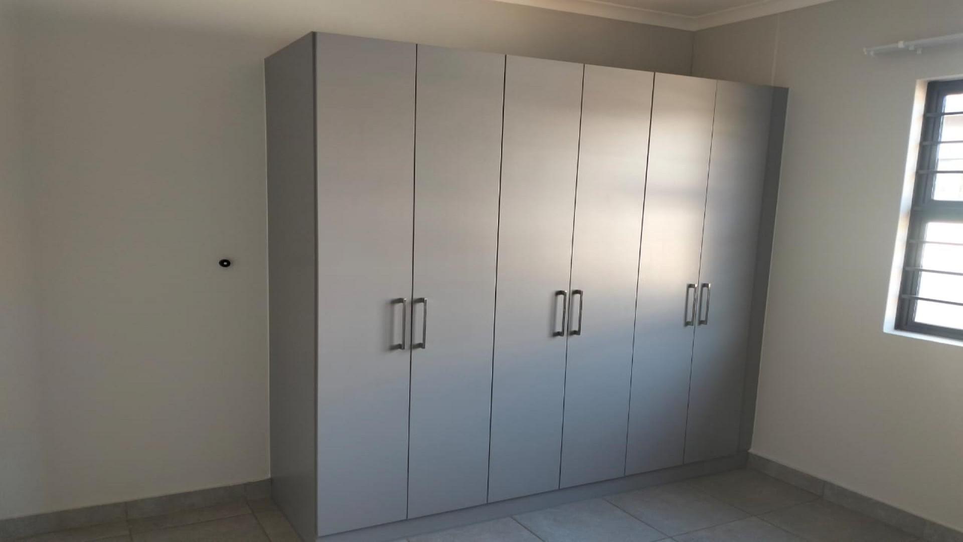 Bed Room 2 of property in Protea Glen