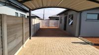 Garage of property in Protea Glen