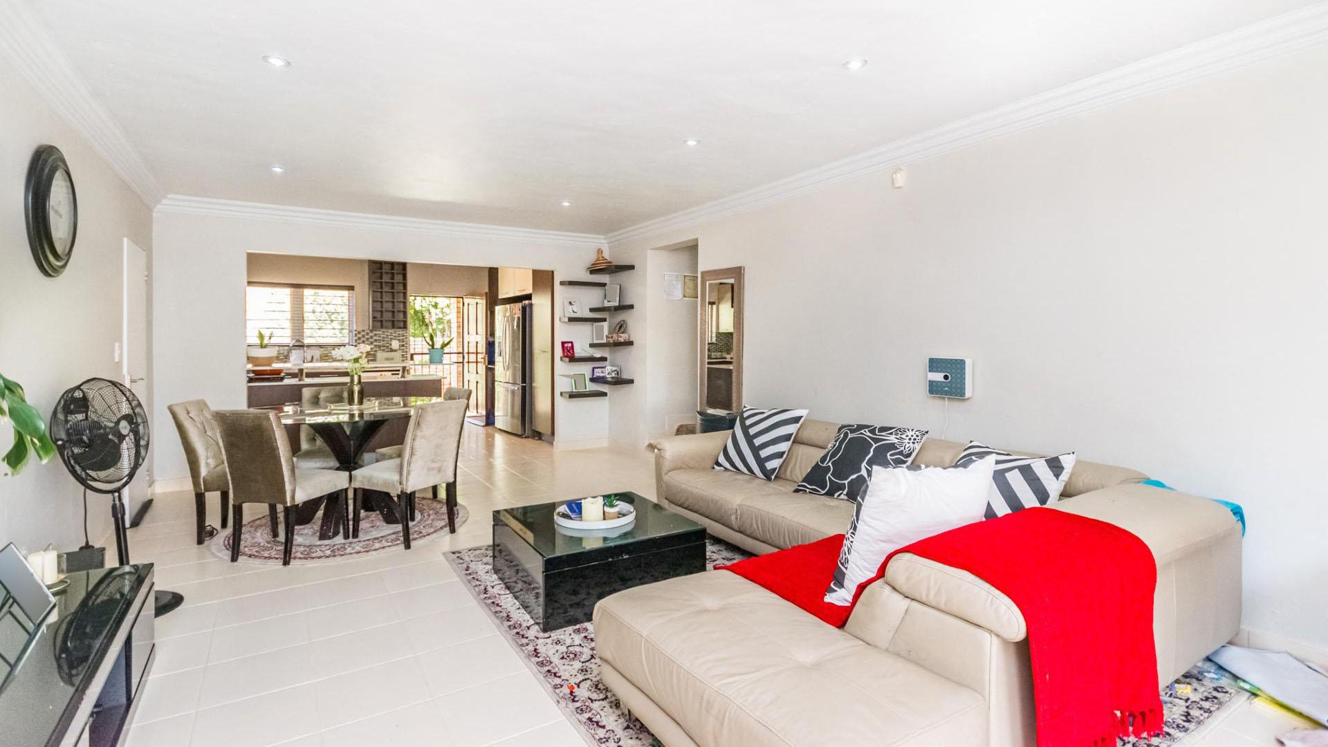 Lounges of property in Ruimsig