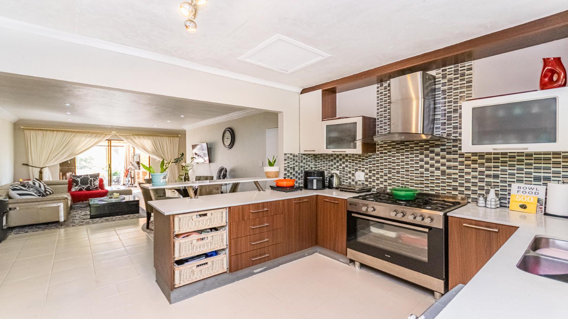 Kitchen of property in Ruimsig