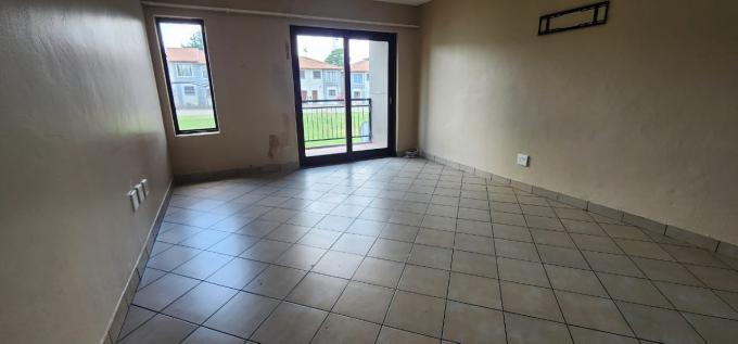 2 Bedroom Apartment  - MR693136