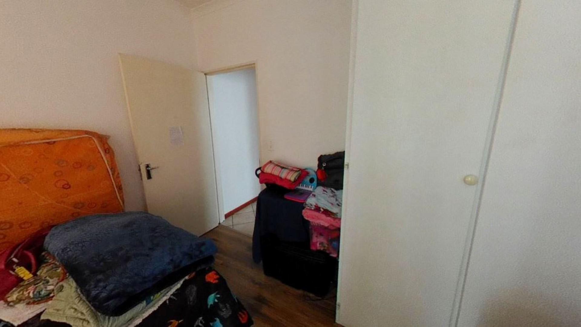 Bed Room 1 - 12 square meters of property in Winchester Hills