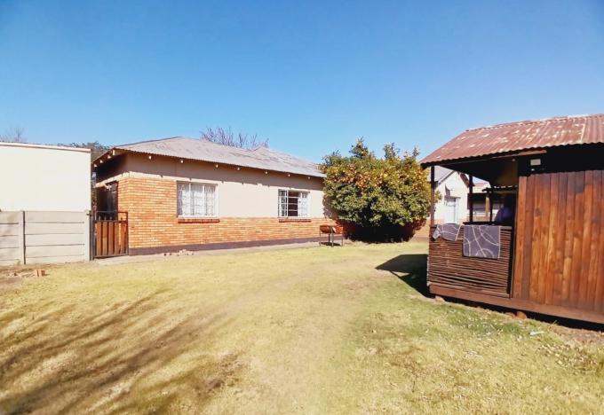 4 Bedroom House for Sale For Sale in Ermelo - MR693150