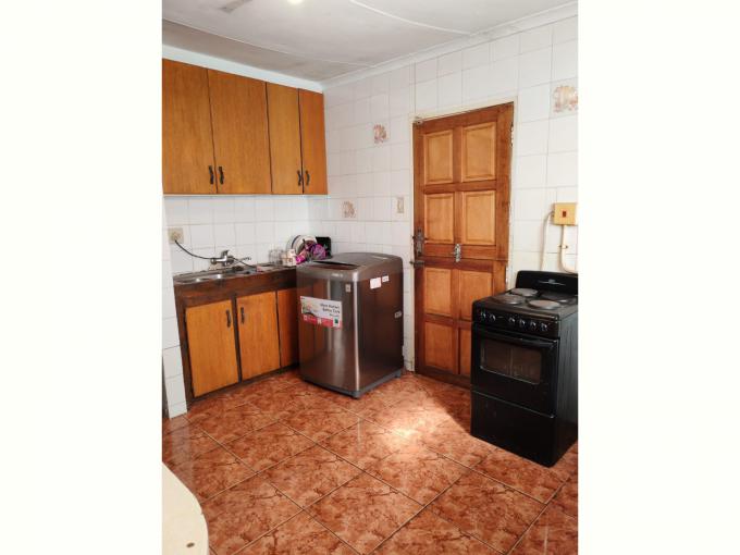 2 Bedroom House for Sale For Sale in Lenasia South - MR693152