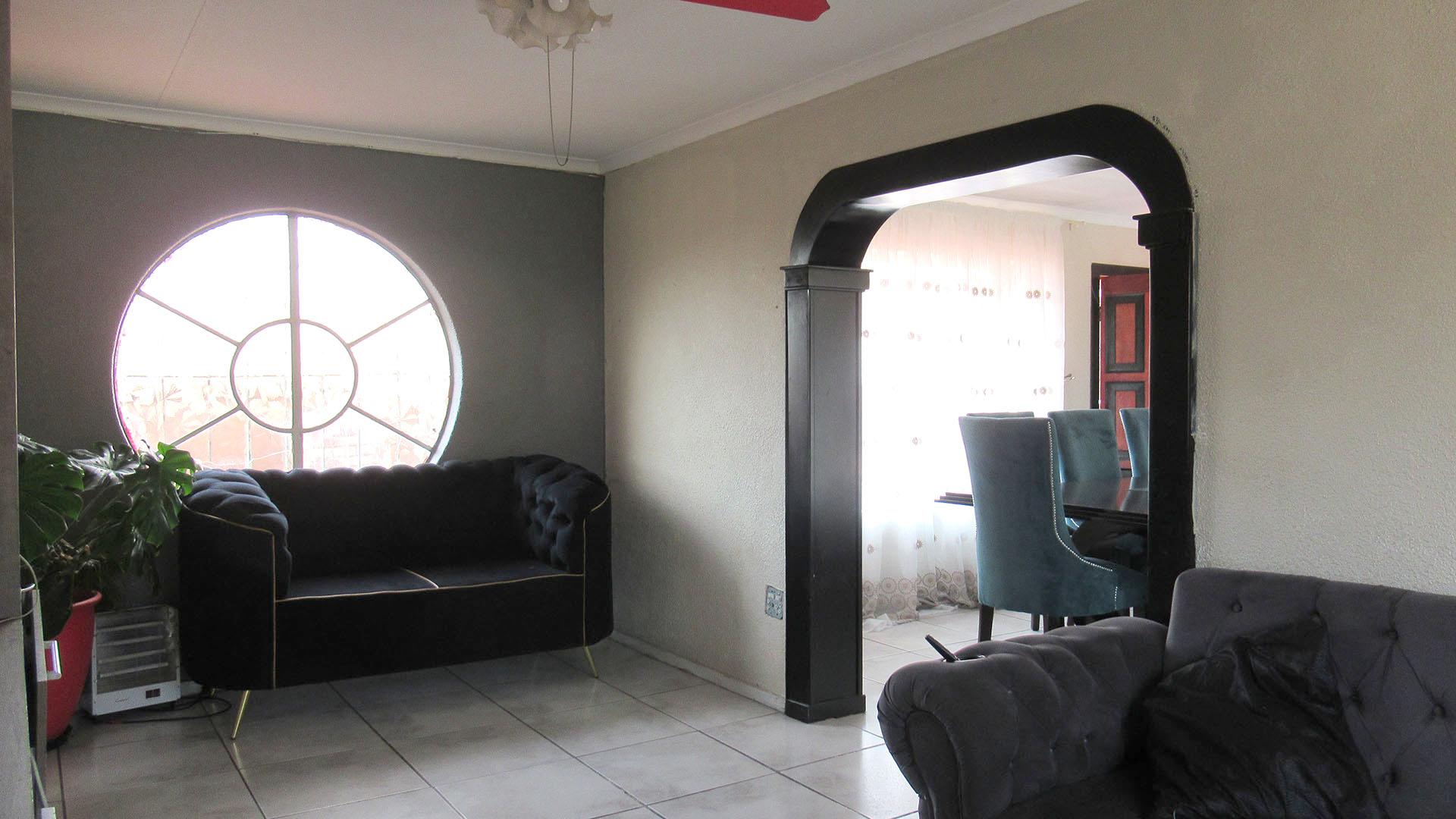 TV Room - 21 square meters of property in Elandspark