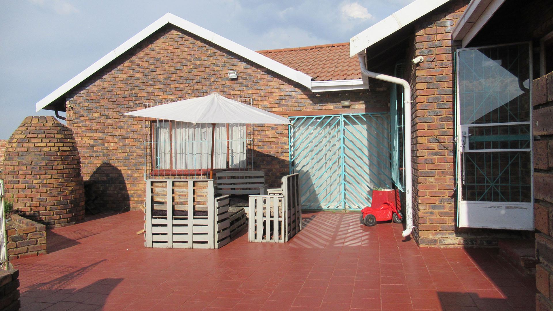 Backyard of property in Elandspark