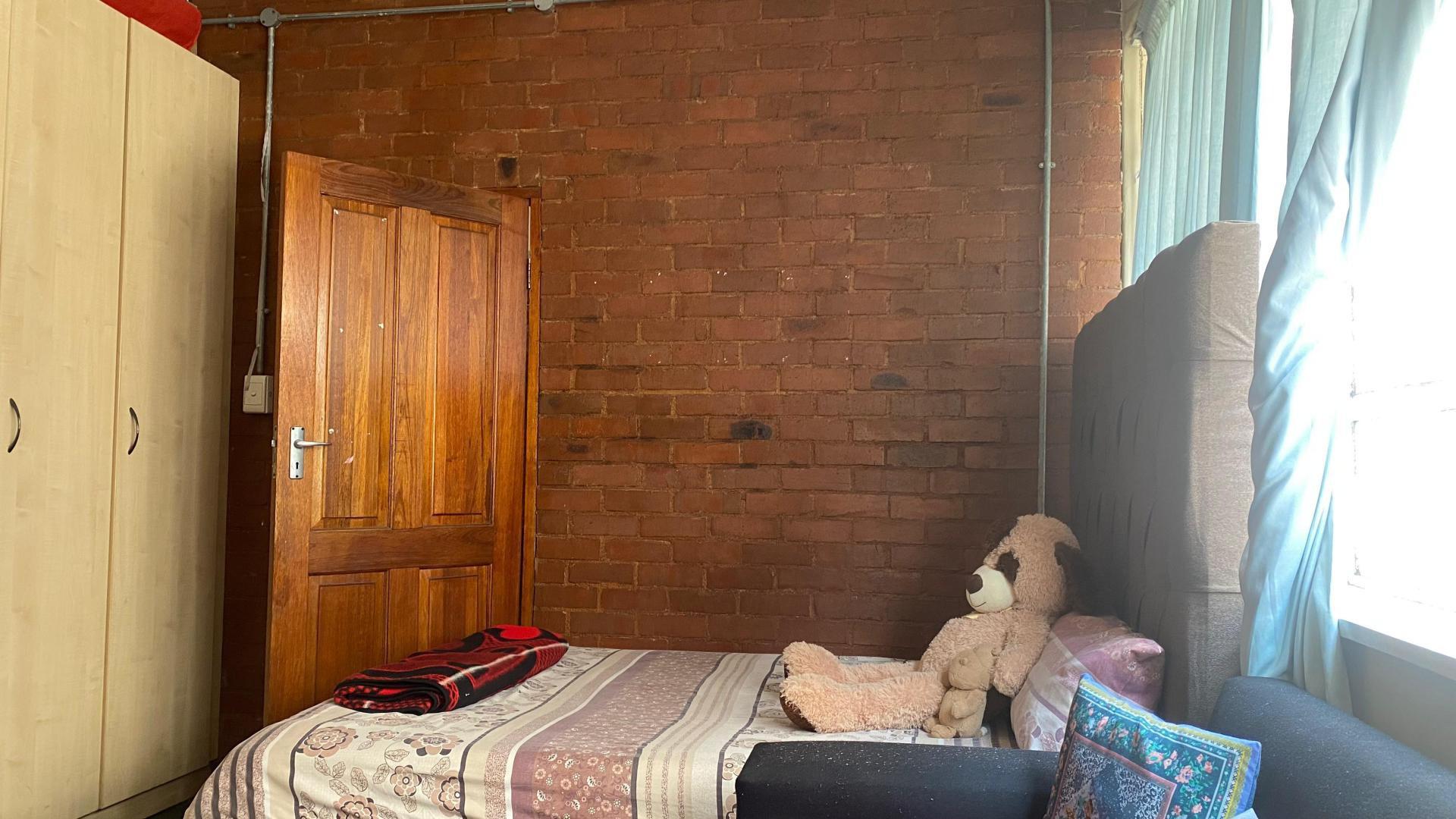 Bed Room 1 of property in Marshallstown