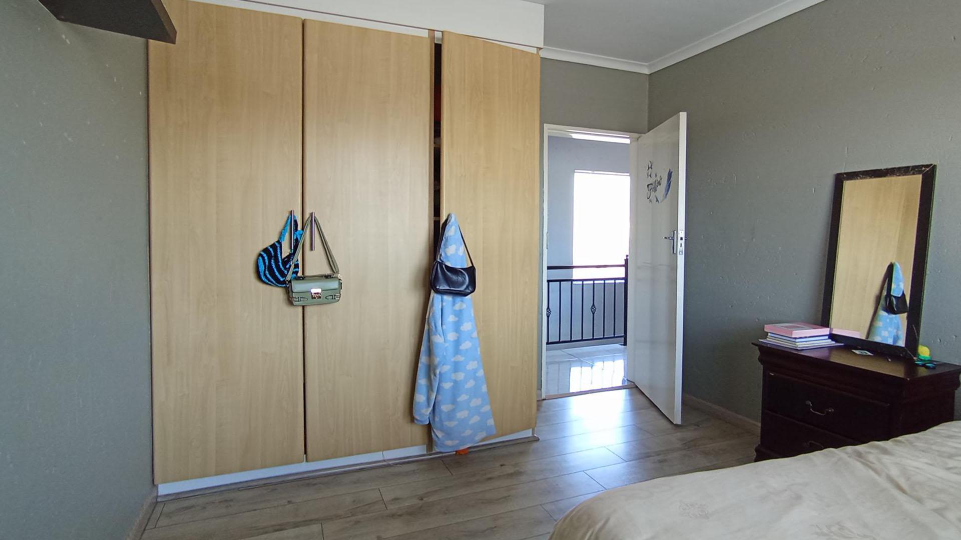 Bed Room 2 - 12 square meters of property in Noordwyk