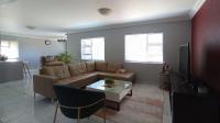 Lounges - 25 square meters of property in Noordwyk