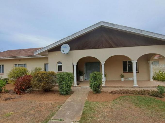 3 Bedroom House for Sale For Sale in Oudtshoorn - MR693207