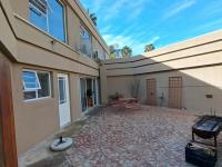  of property in Oudtshoorn