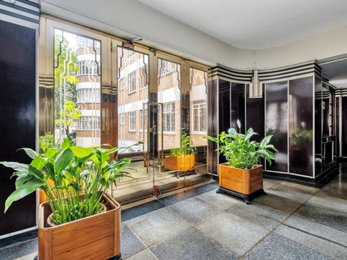 2 Bedroom Apartment for Sale For Sale in Killarney - MR693214