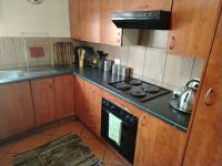  of property in Strubenvale