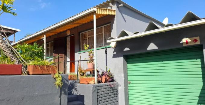 2 Bedroom Sectional Title for Sale For Sale in Hibberdene - MR693264