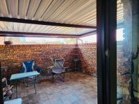  of property in Glenvista