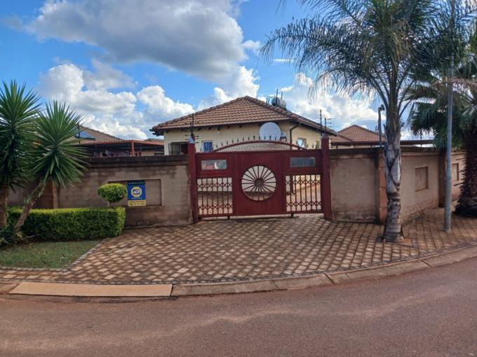 3 Bedroom House for Sale For Sale in The Orchards - MR693281