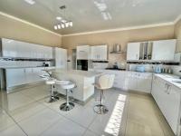  of property in Linmeyer