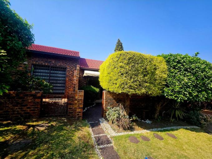 3 Bedroom Simplex for Sale For Sale in Liefde en Vrede - MR693300