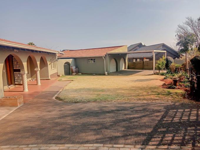 3 Bedroom House for Sale For Sale in Boksburg South - MR693305