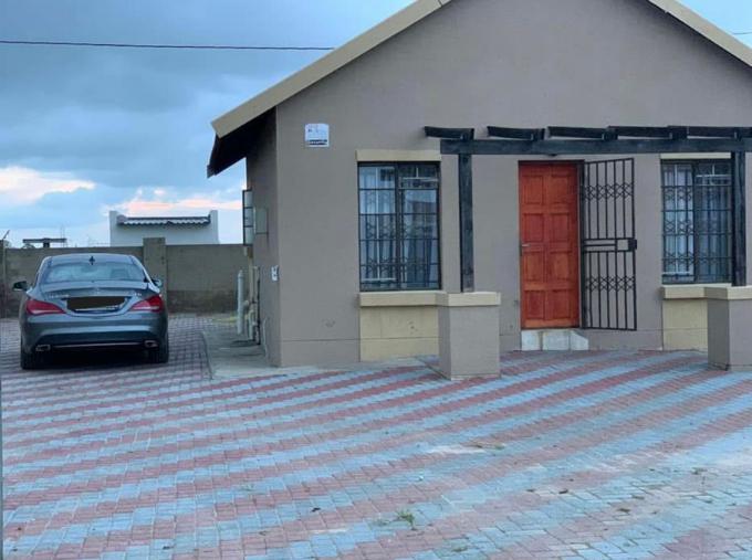 House for Sale For Sale in Ermelo - MR693322