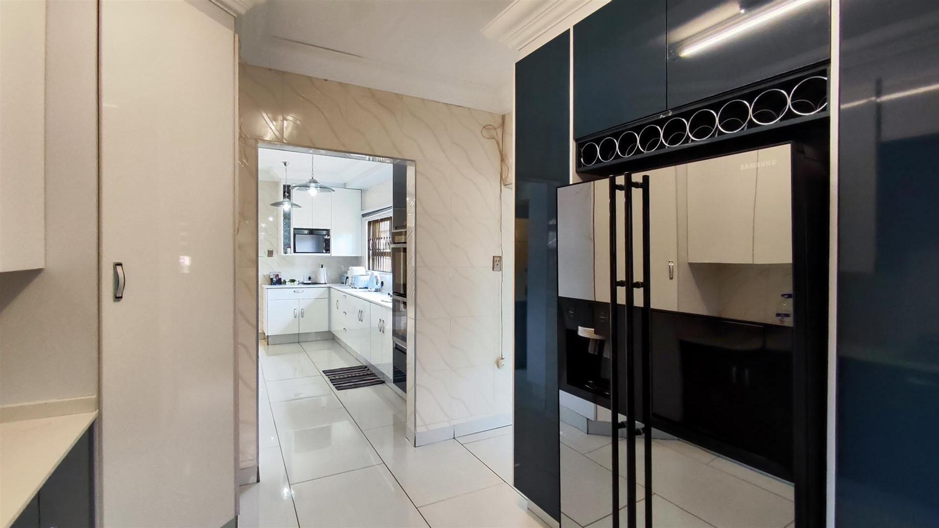 Scullery - 12 square meters of property in Brackenhurst