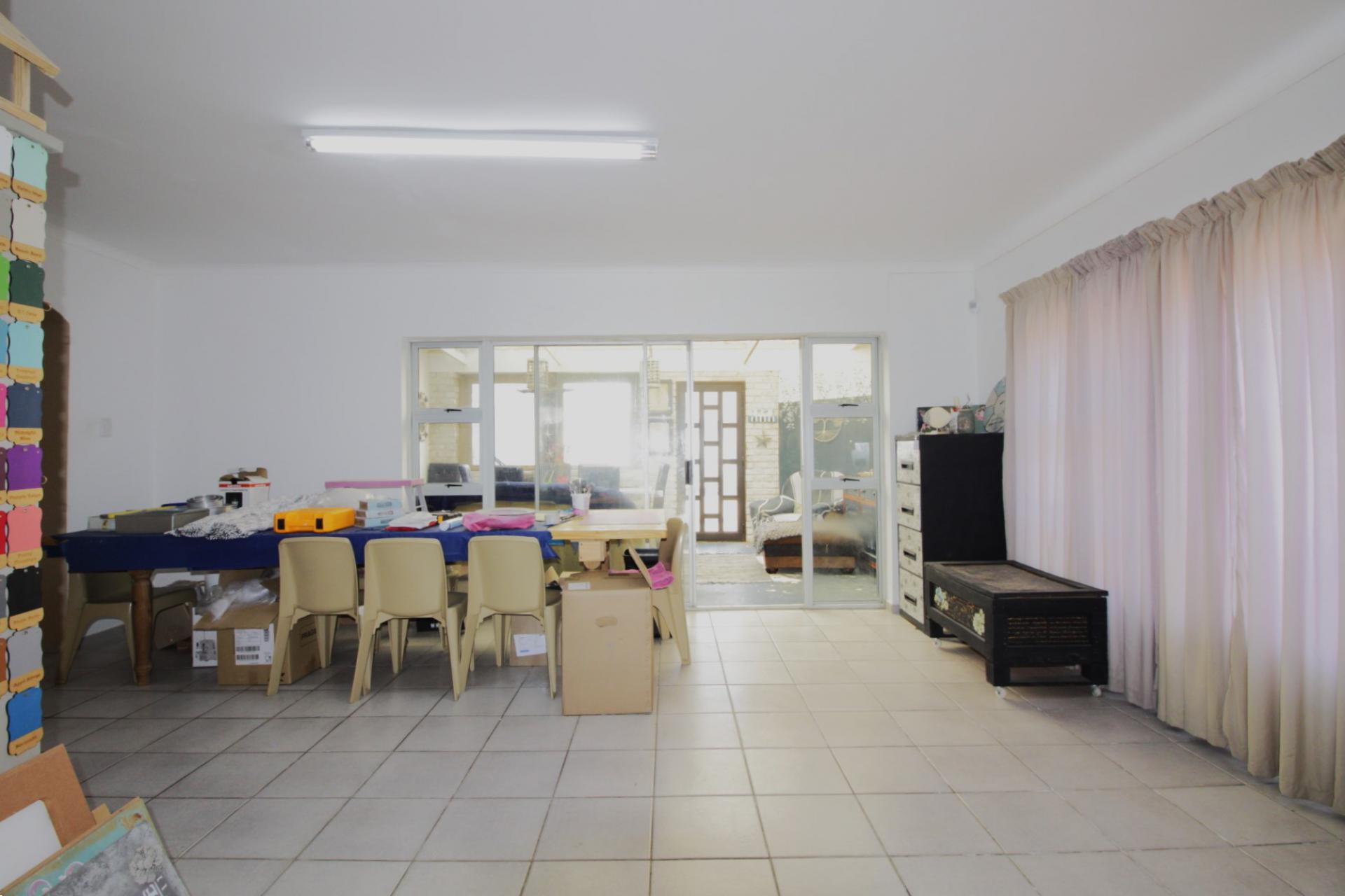  of property in Kabeljous