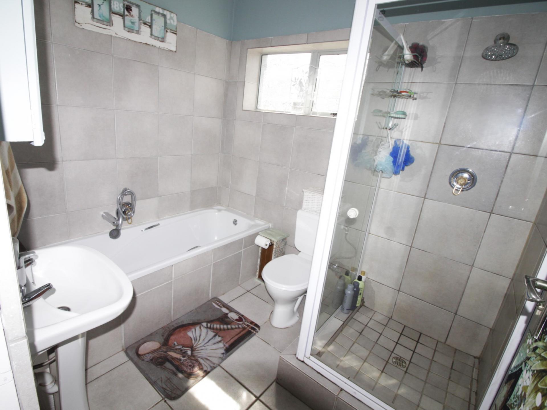  of property in Kabeljous