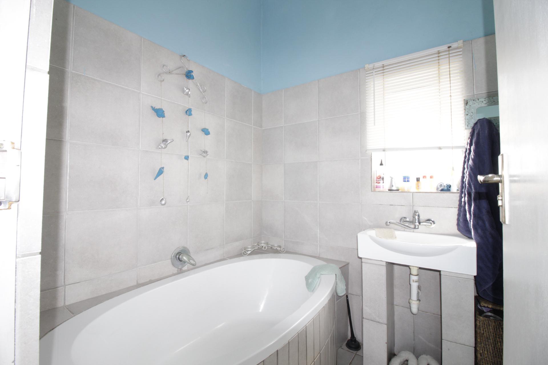  of property in Kabeljous