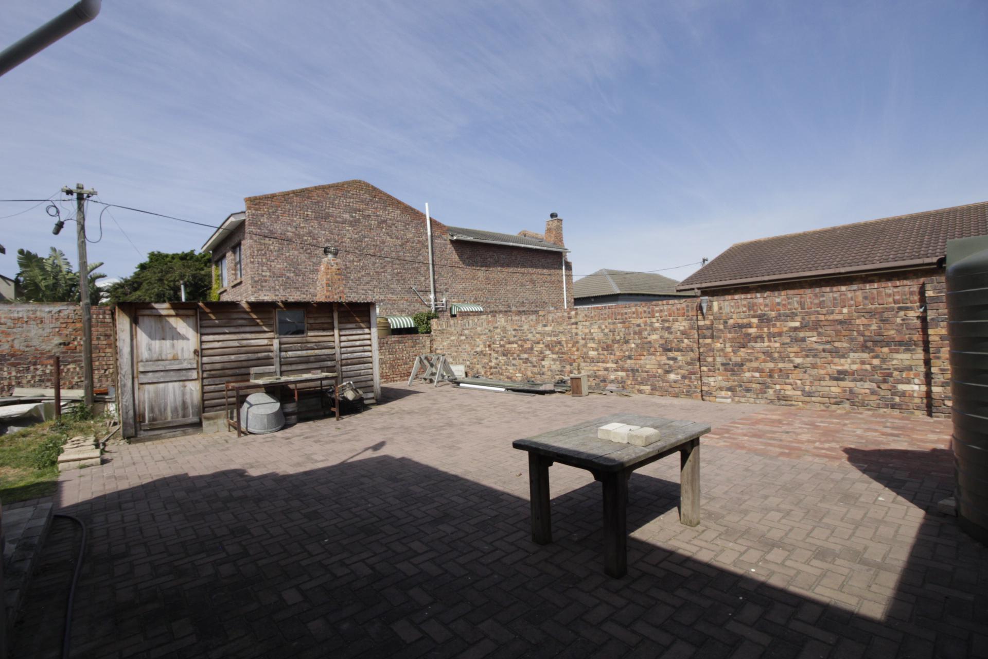  of property in Kabeljous