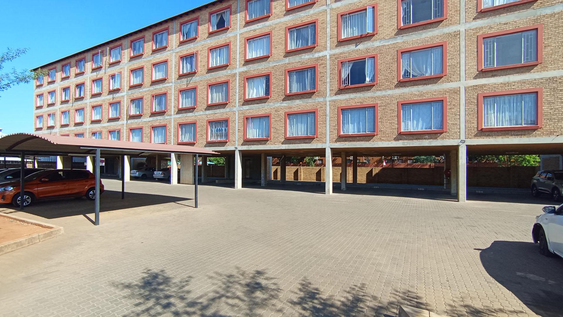 Front View of property in Pretoria North