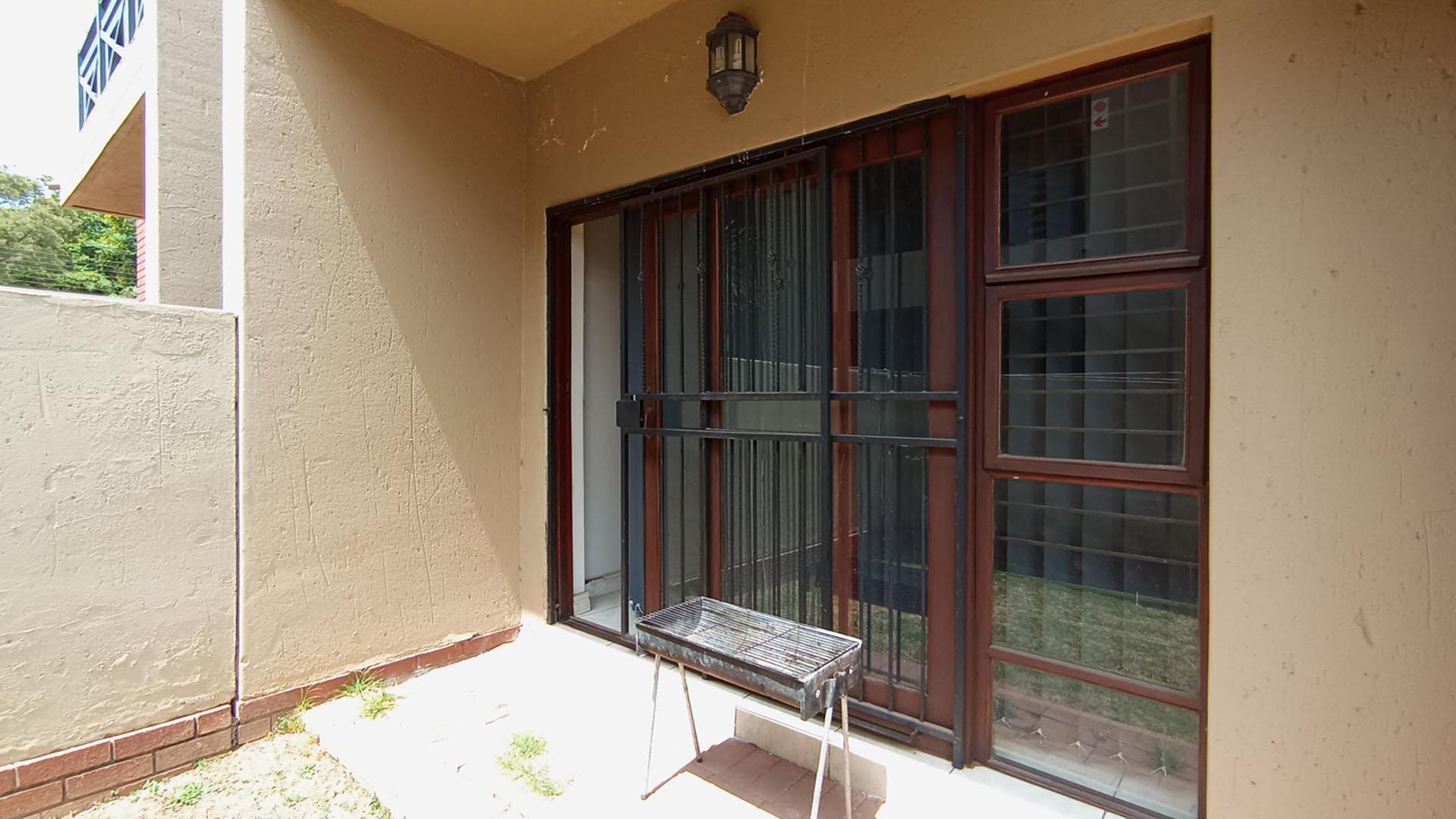 Backyard of property in Pretorius Park