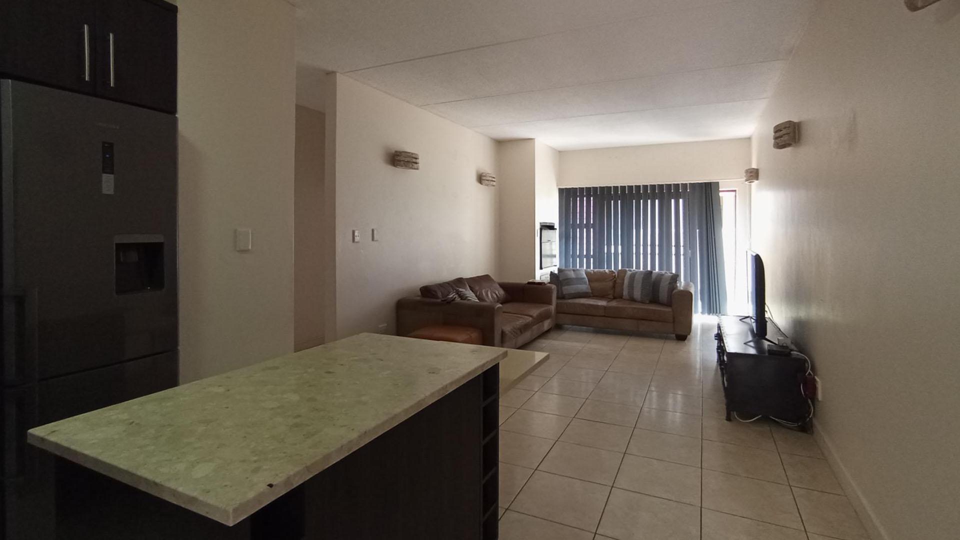 Kitchen - 13 square meters of property in Pretorius Park
