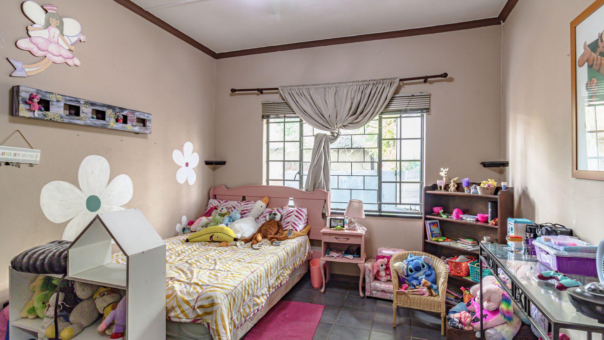 Bed Room 1 of property in Westdene (JHB)