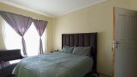 Bed Room 1 - 13 square meters of property in Witpoortjie