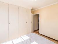  of property in Die Hoewes
