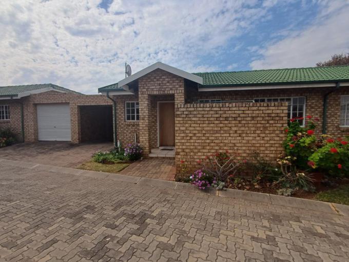 2 Bedroom Simplex for Sale For Sale in Bela-Bela (Warmbad) - MR693405