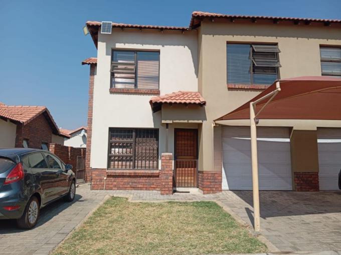 3 Bedroom House for Sale For Sale in Waterval East - MR693410