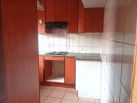 of property in Geelhoutpark