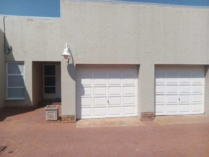 3 Bedroom Simplex to Rent in Polokwane - Property to rent - MR693418