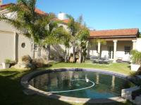  of property in Lakeside (Capetown)