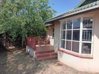  of property in Geelhoutpark