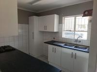  of property in Geelhoutpark