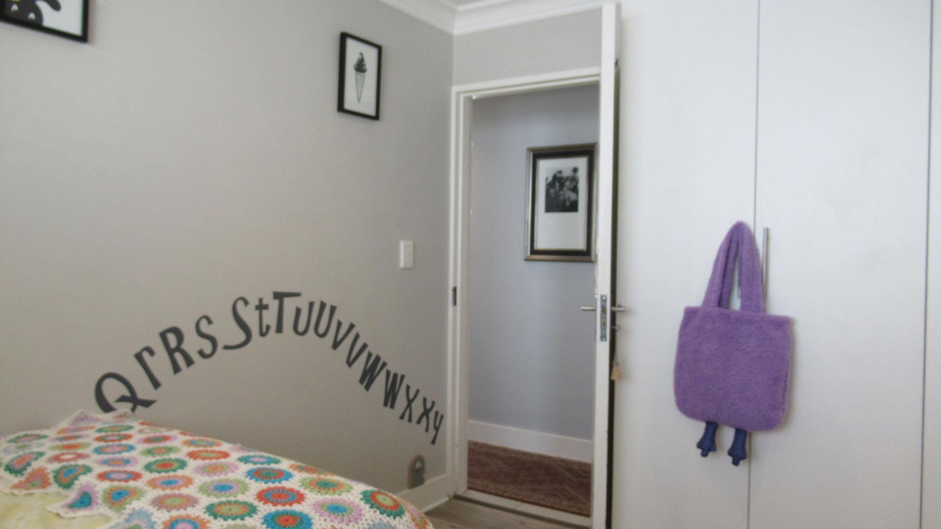 Bed Room 2 - 12 square meters of property in Maroeladal