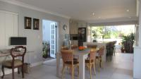 Dining Room - 11 square meters of property in Maroeladal